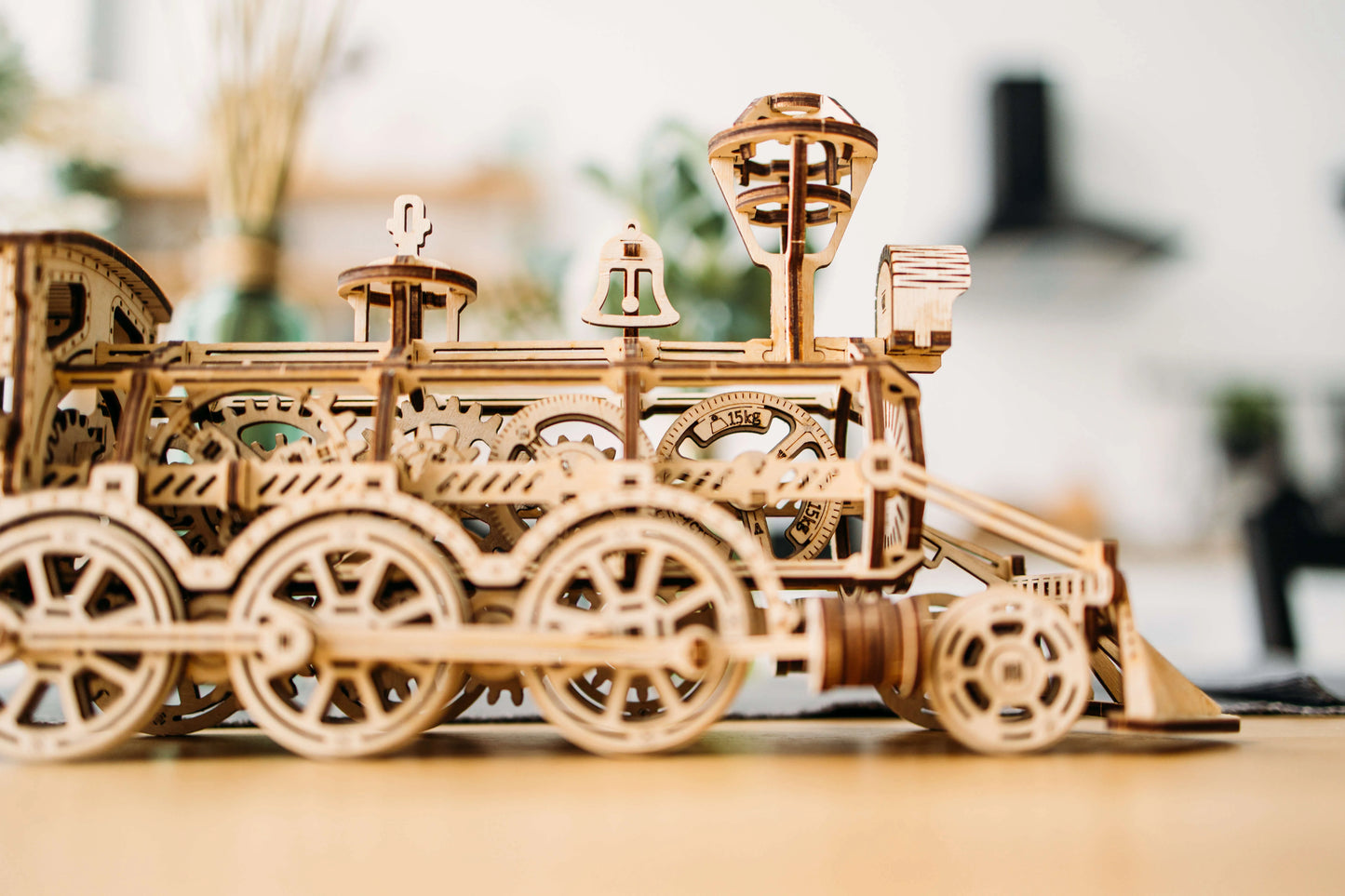 Wood Trick Locomotive R17 WDTK022