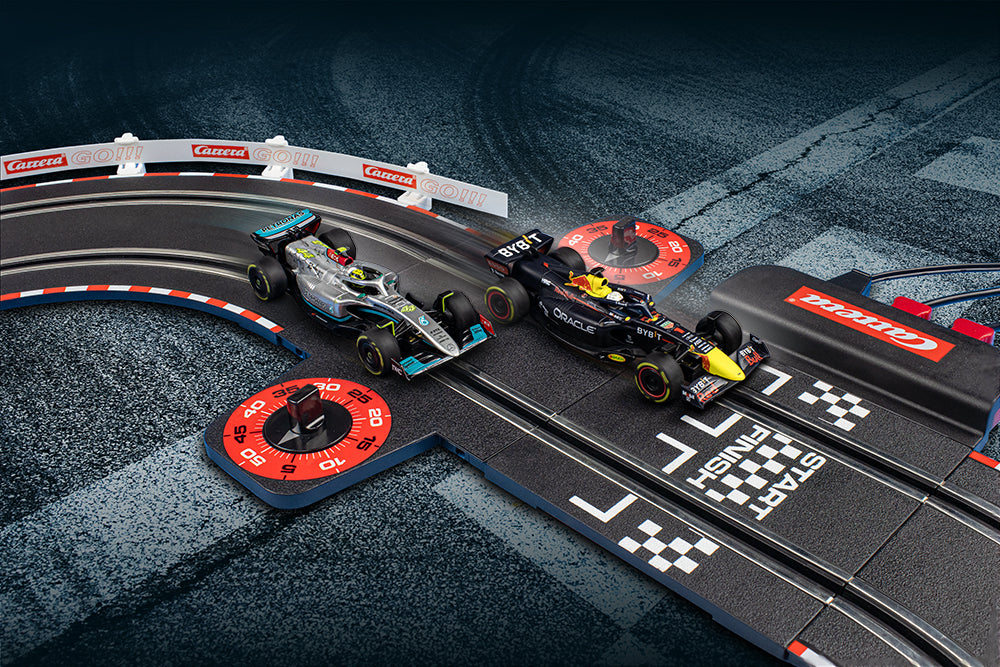 Carrera GO!!! Max Performance F1 Slot Car Set - Hamilton Verstappen (6.3m)